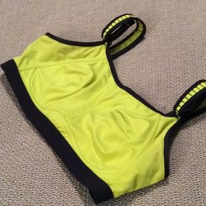 Soma Sport Max Support Wireless Sports Bra 34 DD
